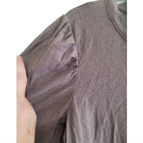 Nation Ltd. Penny Tee with Flounce Cuff Medium Pima Cotton Puff Shoulders - Picture 5 of 7